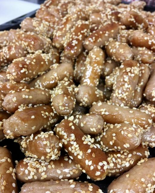 Twenty-Four - Honey Mustard Coktail Sausages With Sesame Seeds
