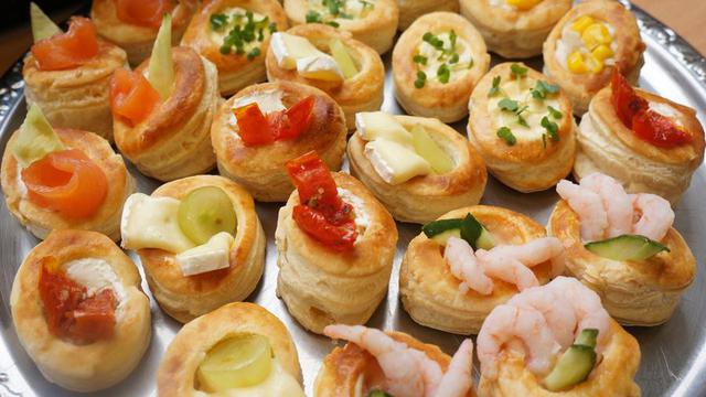 Twelve - Mini Filled Vol Au Vents